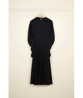 Twisted collar pleated dress hantent personnes